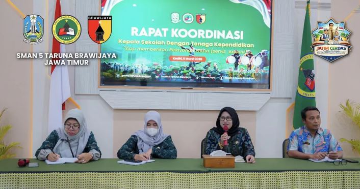 Ibu Nikmatus Sahadah Komitmen Layanan Pendidikan Terbaik di SMAN 5 Taruna Brawijaya
